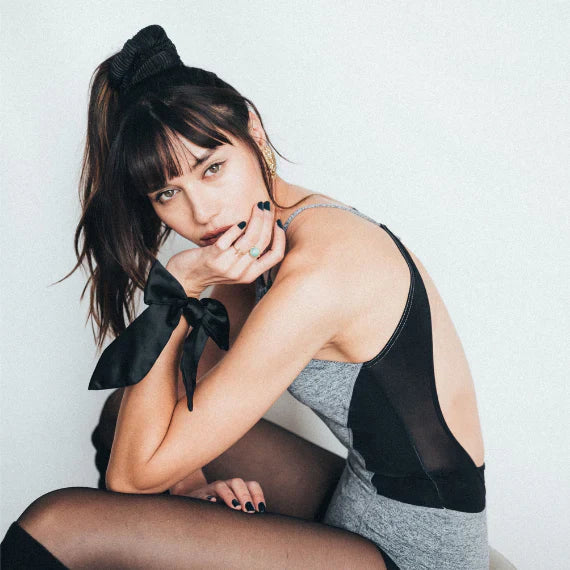 Model wearing The Overnight scrunchie and accessories